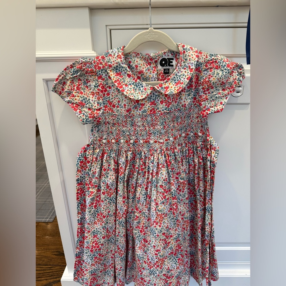 QE Girls' Red Floral Smocked Peter Pan Dress